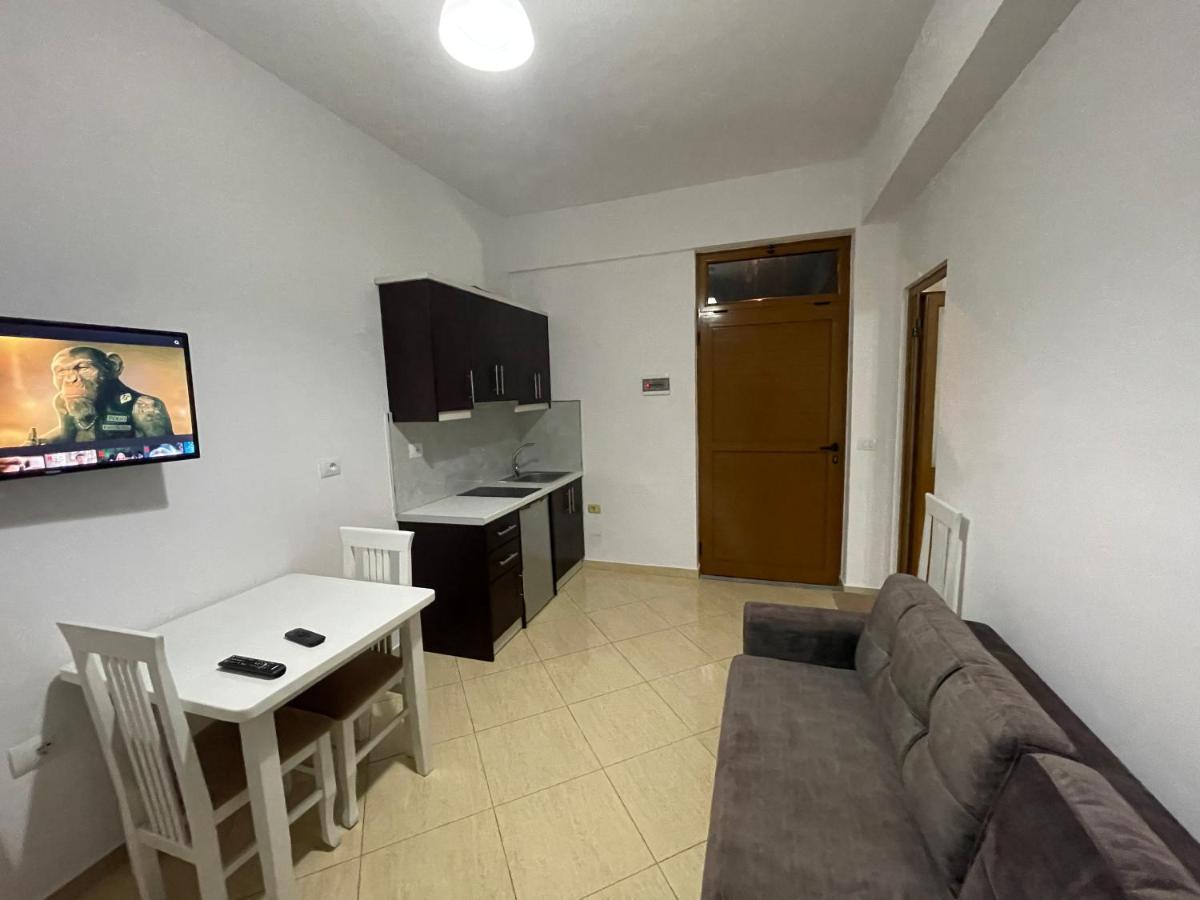 Olive Nest Apartment ซารานเดอ ภายนอก รูปภาพ